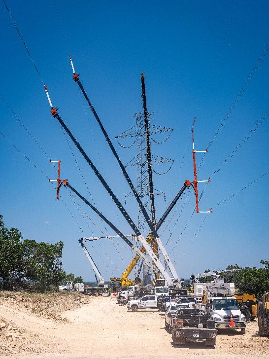 Split 138 kV/345 kV Barehand Transmission Line Rebuild, Texas